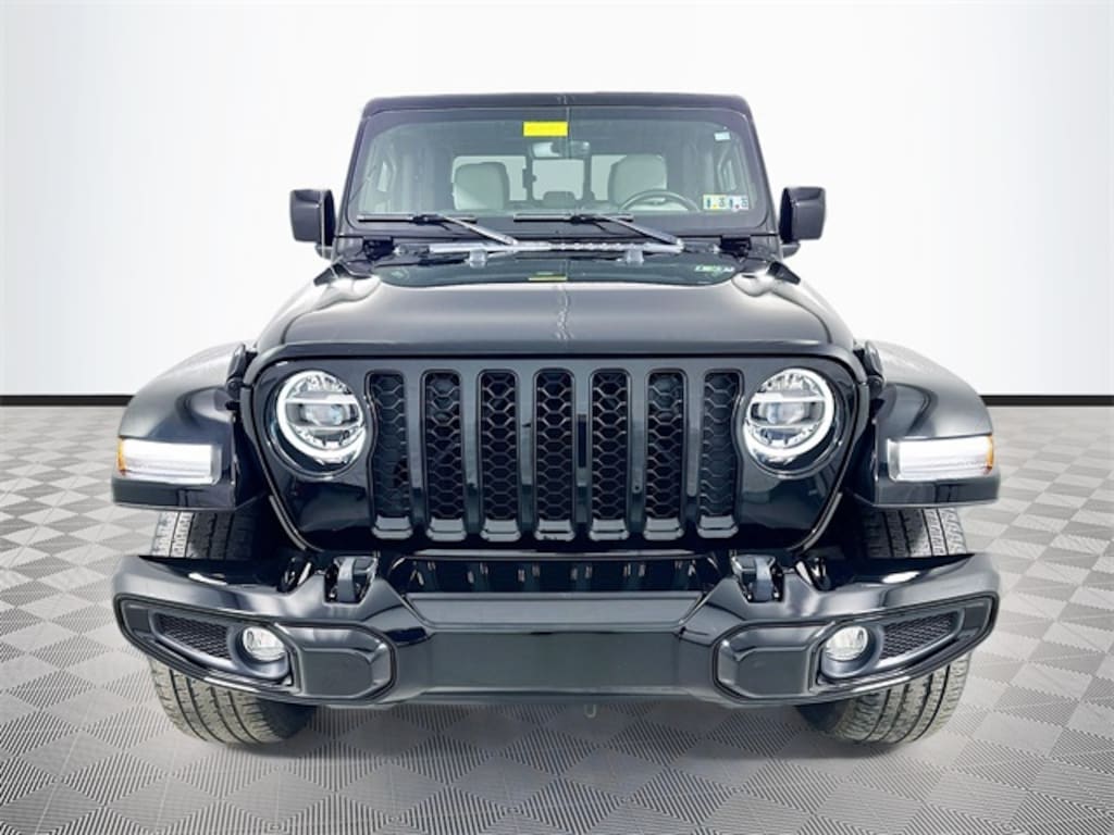Certified 2022 Jeep Gladiator Overland Truck Crew Cab