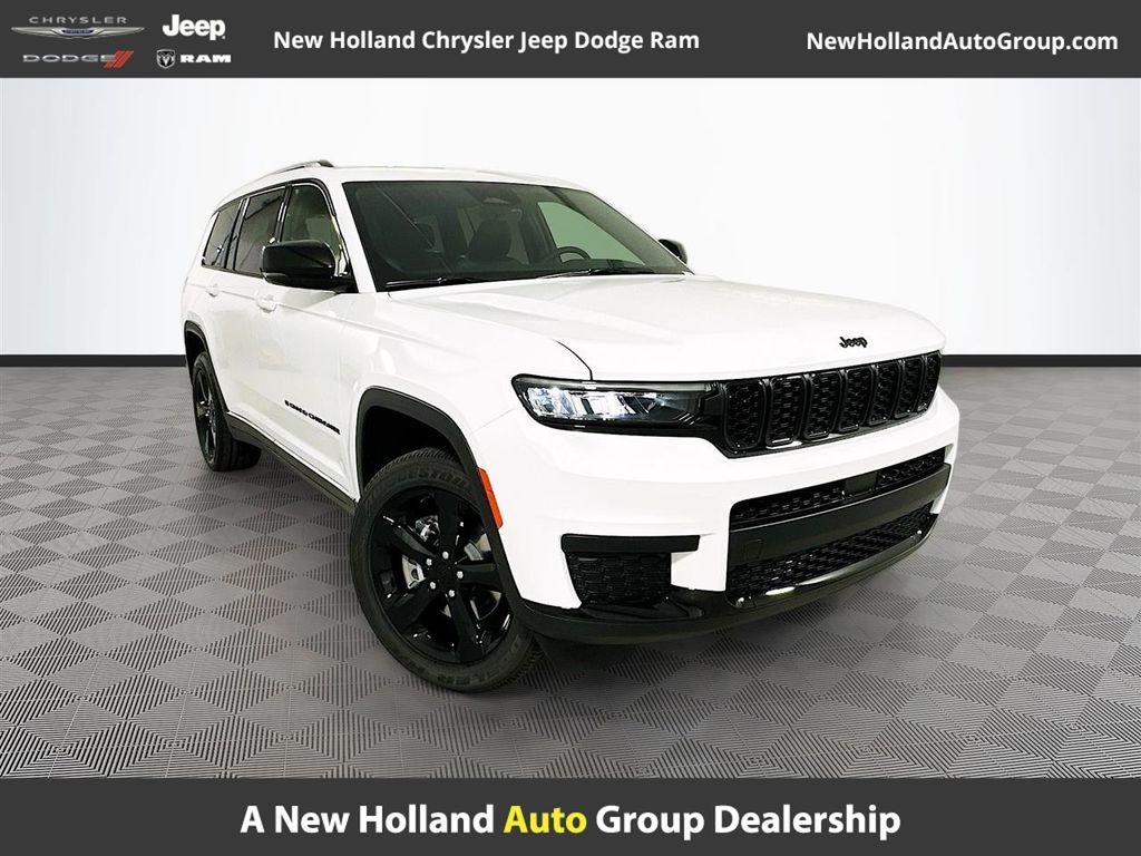 New 2025 Jeep Grand Cherokee L Laredo SUV