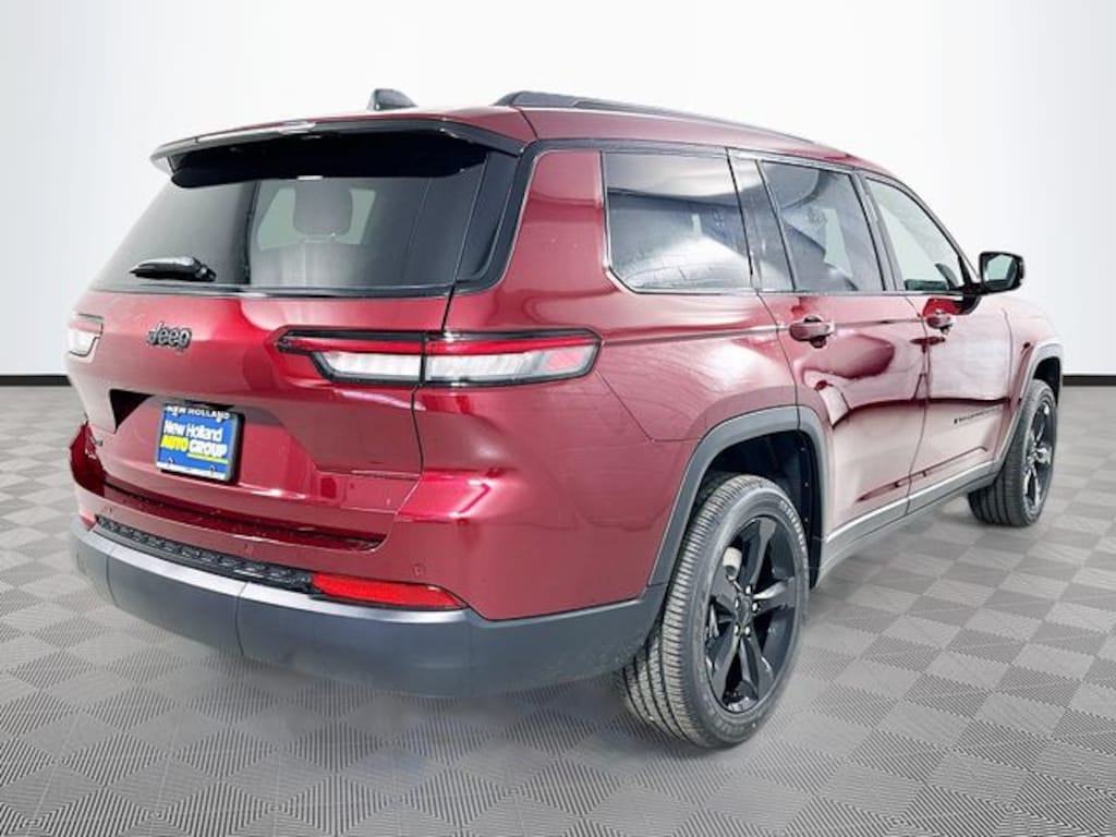 New 2025 Jeep Grand Cherokee L Laredo SUV