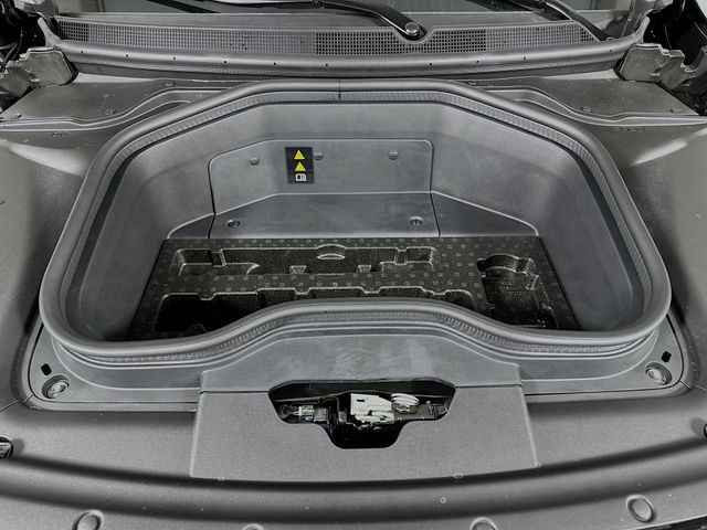 2025 Jeep Wagoneer S Launch Edition - Photo 18