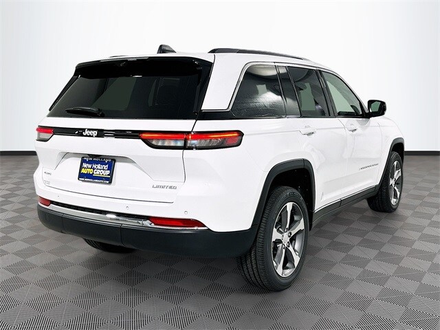 2025 Jeep Grand Cherokee Limited photo 4