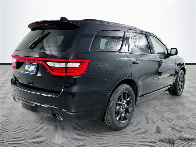 2026 Dodge Durango Base photo 4