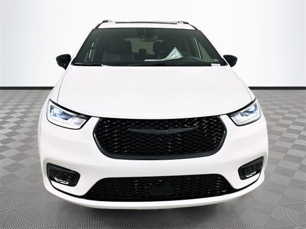 New 2026 Chrysler Pacifica Limited Van Passenger Van