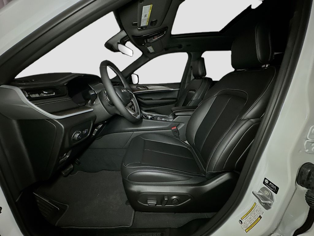 2026 Jeep Grand Cherokee Limited - Photo 15
