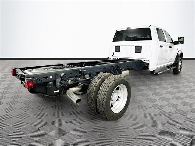 2026 Ram 5500 Tradesman photo 4