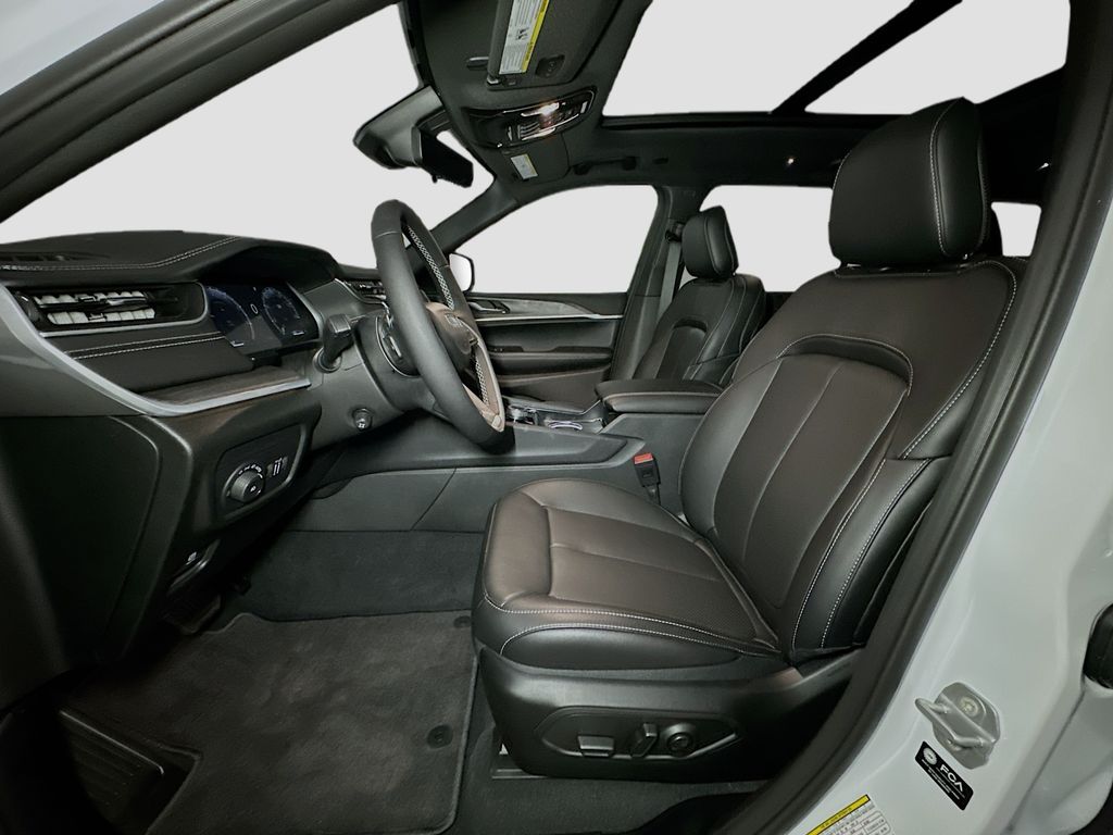 2025 Jeep Grand Cherokee L Limited - Photo 14
