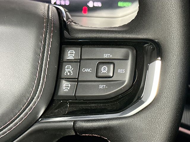 2025 Jeep Wagoneer S Launch Edition - Photo 28