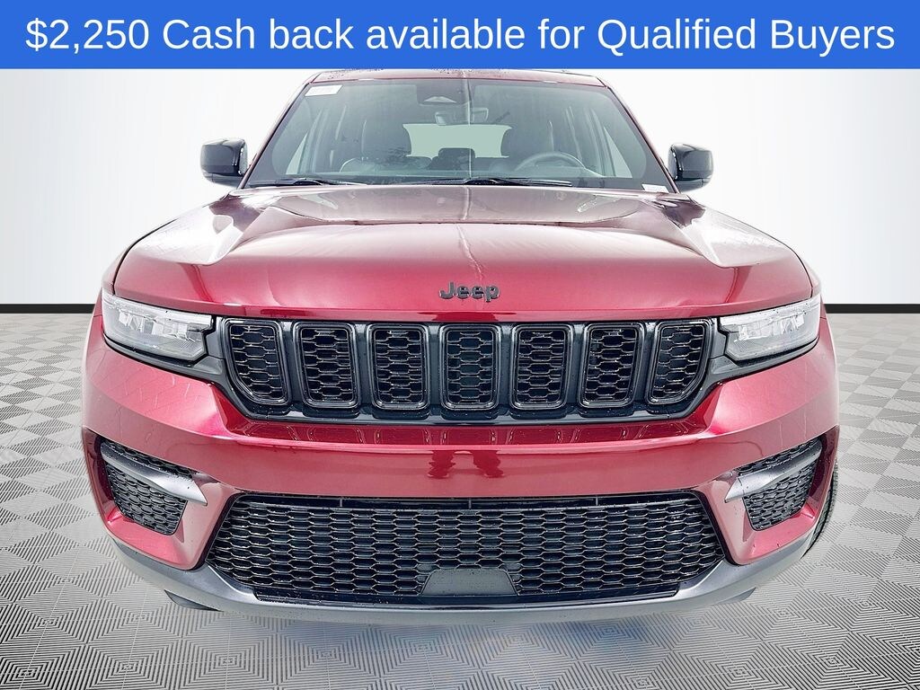 New 2025 Jeep Grand Cherokee Laredo SUV
