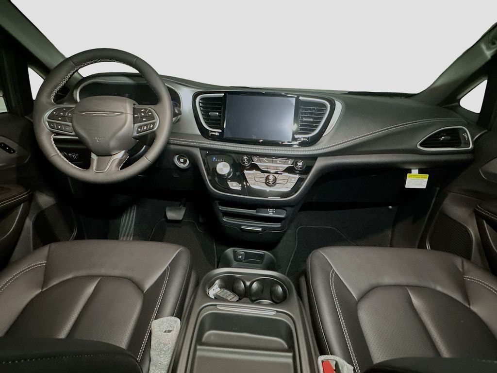 New 2027 Chrysler Pacifica Select Van Passenger Van