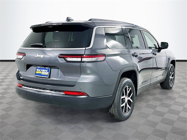 2025 Jeep Grand Cherokee Limited photo 2