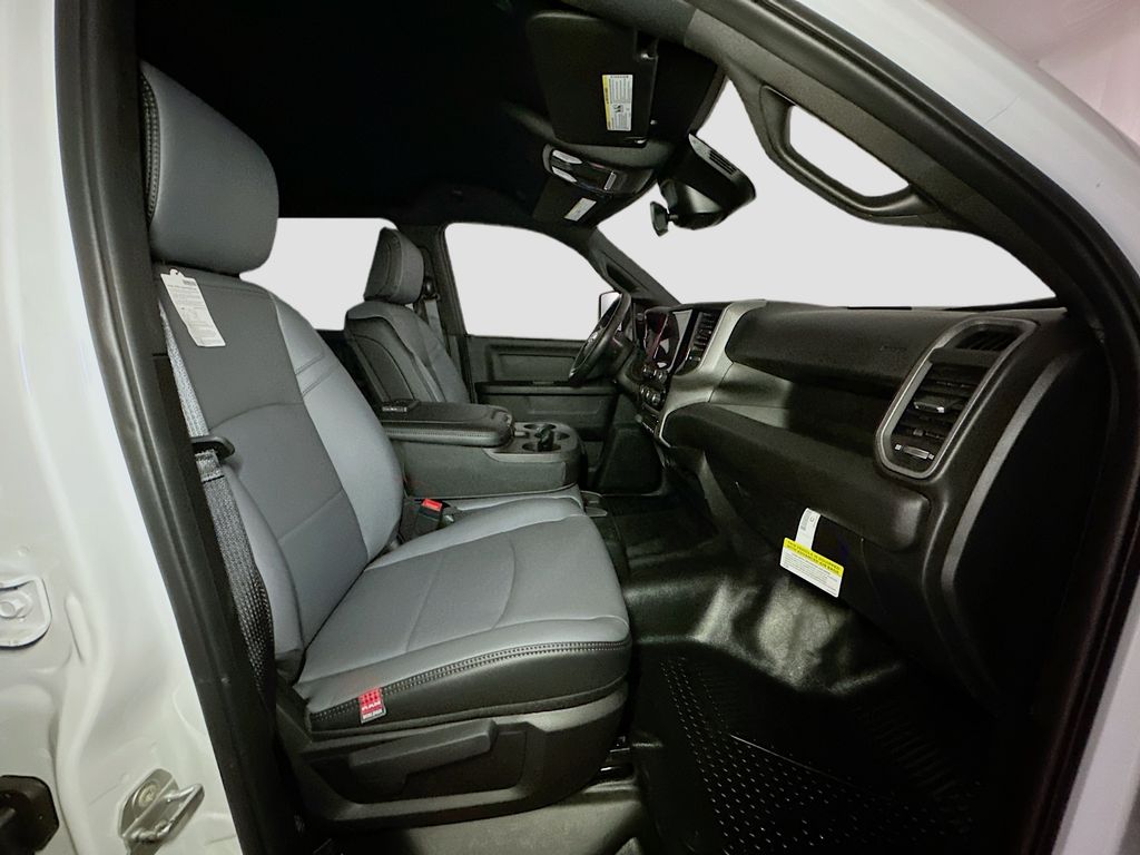 2026 RAM 3500 Tradesman - Photo 31