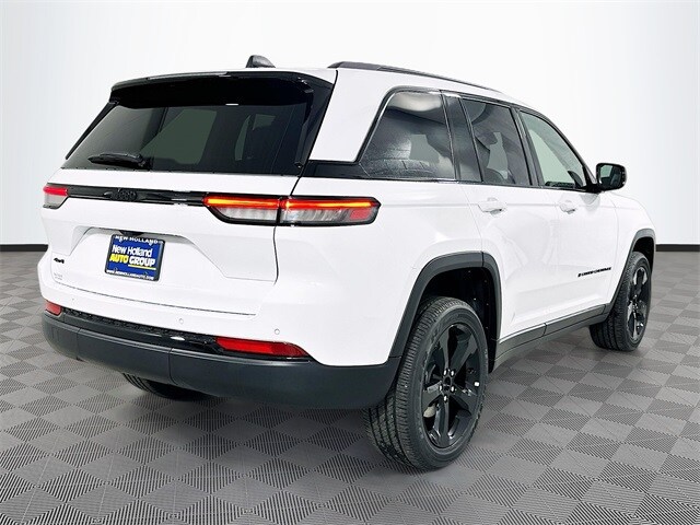 2025 Jeep Grand Cherokee Altitude X photo 4