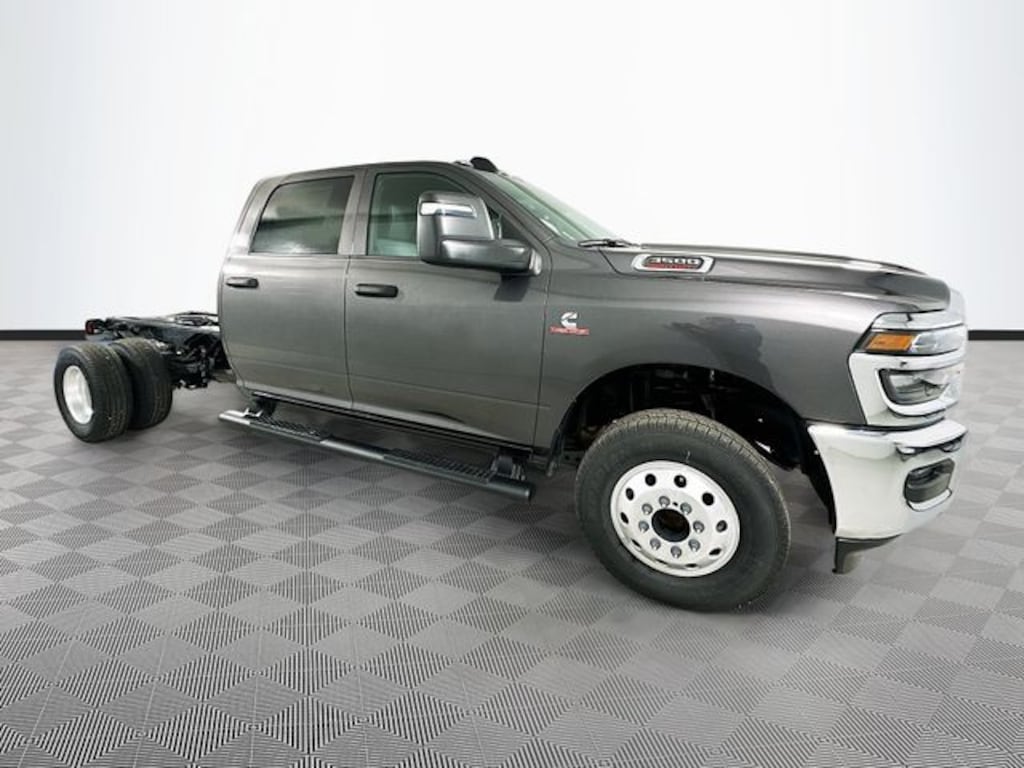 New 2026 Ram 3500 Chassis Cab Tradesman/Big Horn Truck Crew Cab