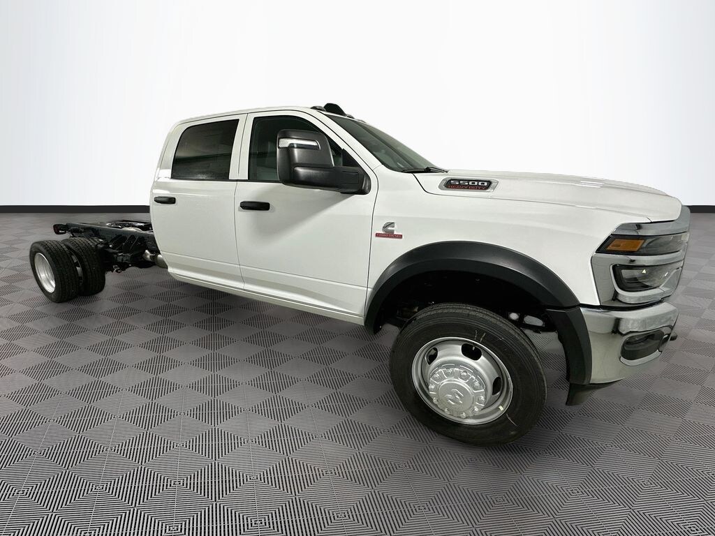 New 2026 Ram 5500 Chassis Cab Tradesman/Big Horn Truck Crew Cab