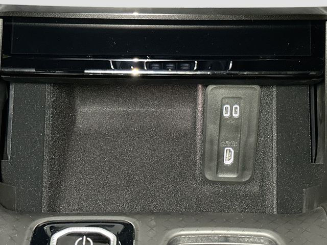 2025 Jeep Wagoneer S Launch Edition - Photo 10