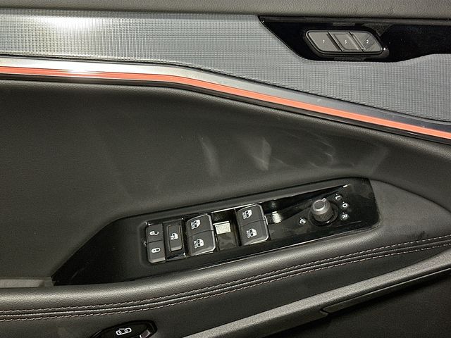 2025 Jeep Wagoneer S Launch Edition - Photo 12