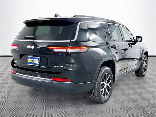2025 Jeep Grand Cherokee Limited photo 2