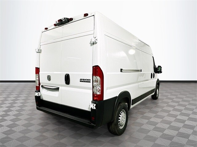 2026 Ram ProMaster 2500 photo 4
