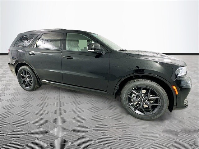 2026 Dodge Durango Base photo 3