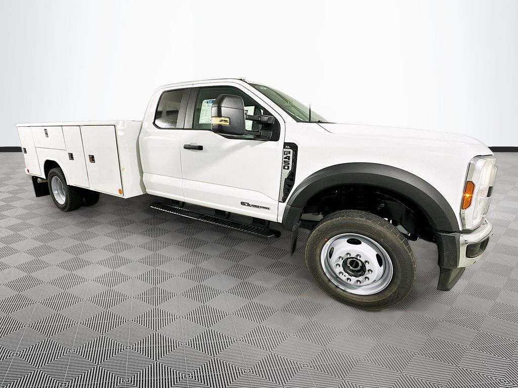 New 2026 Ford F-450 Chassis Truck Super Cab