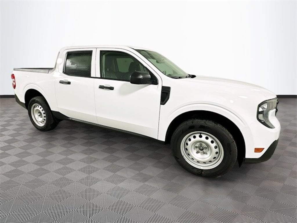 New 2026 Ford Maverick XL Truck SuperCrew