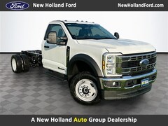 2025 Ford F-550 Chassis Truck Regular Cab V-8 cyl