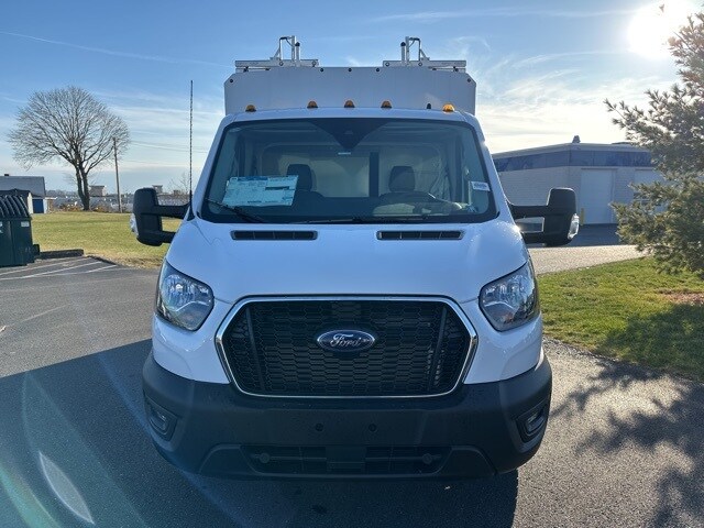 2024 Ford Transit photo 2