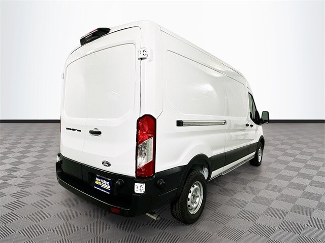 2026 Ford Transit photo 3