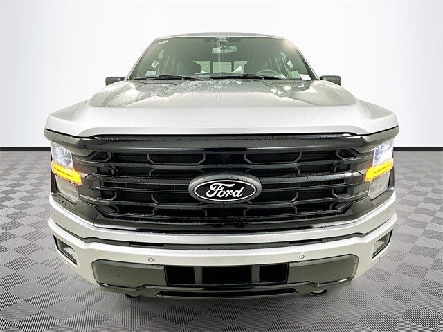 2025 Ford F-150 XLT photo 2