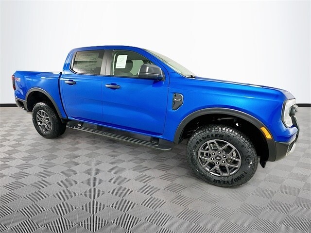 2025 Ford Ranger XLT photo 2
