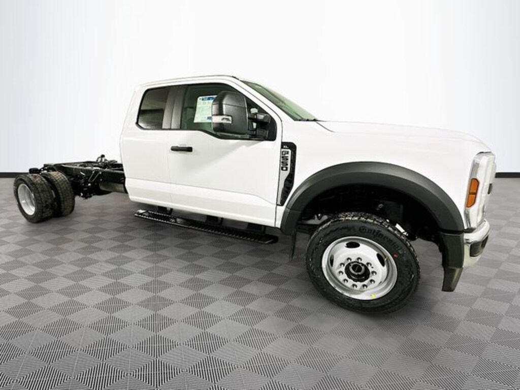 New 2026 Ford F-550 Chassis Truck Super Cab