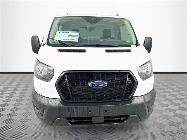 2025 Ford Transit photo 2