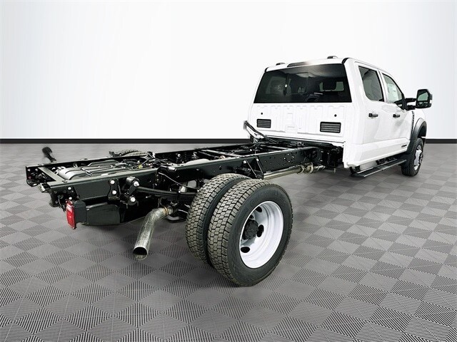 2026 Ford F-550 XL photo 3