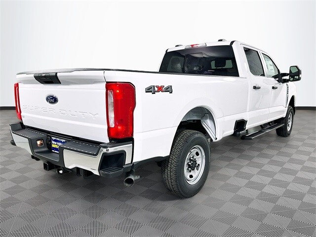 2026 Ford F-250 XL photo 2