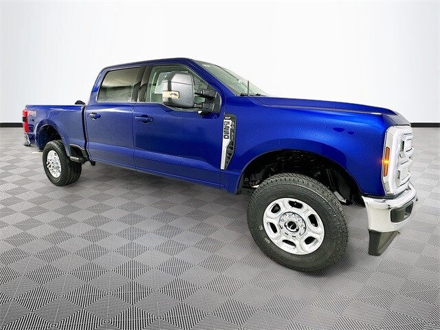 2026 Ford F-250 XLT photo 3