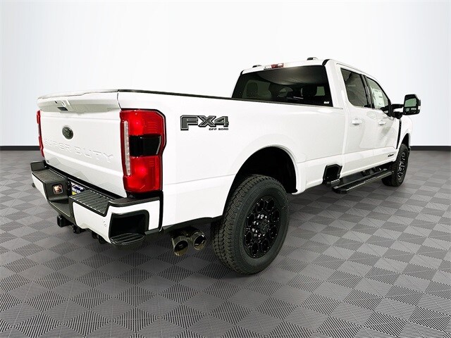 2026 Ford F-350 XLT photo 3