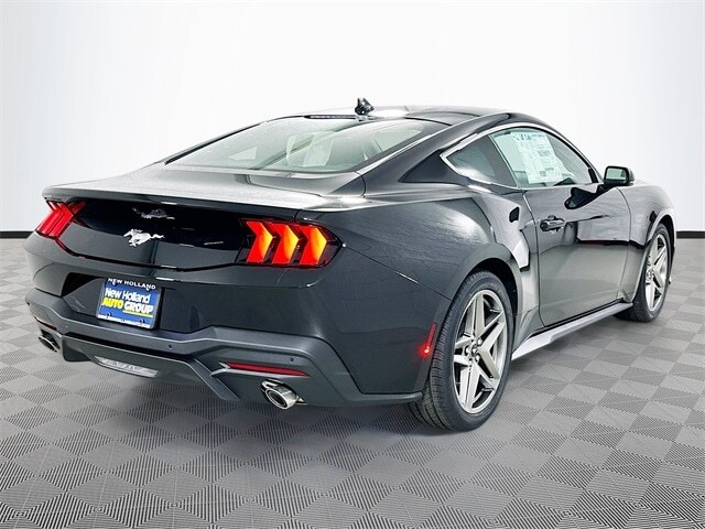 2026 Ford Mustang EcoBoost Premium photo 4
