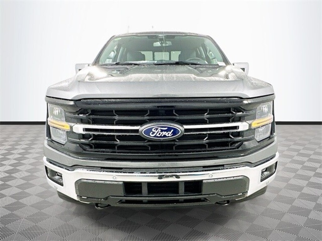 New 2025 Ford F-150 XLT Truck SuperCrew Cab