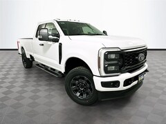 2026 Ford F-350 XL Truck Super Cab V-8 cyl