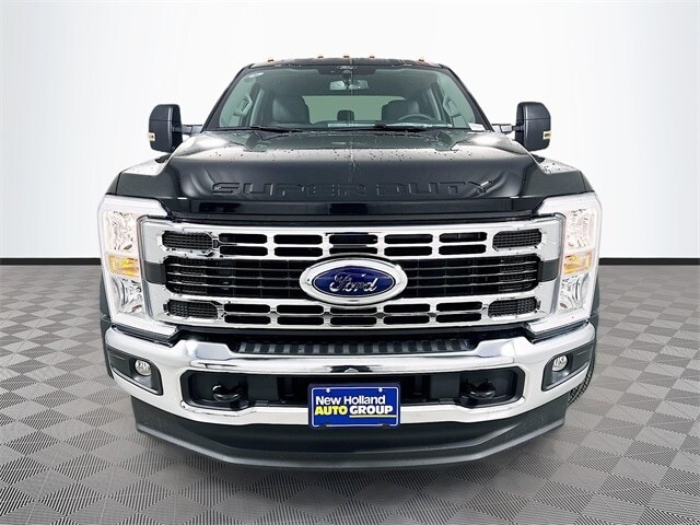 2026 Ford F-450 XLT photo 2