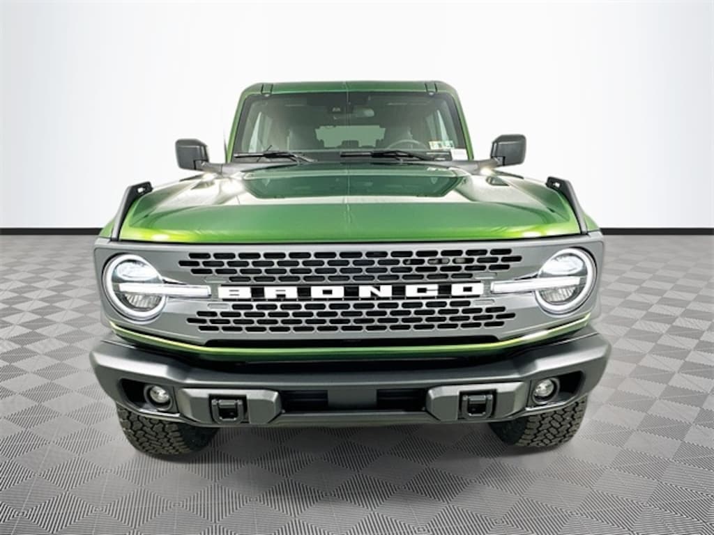 New 2025 Ford Bronco Badlands SUV