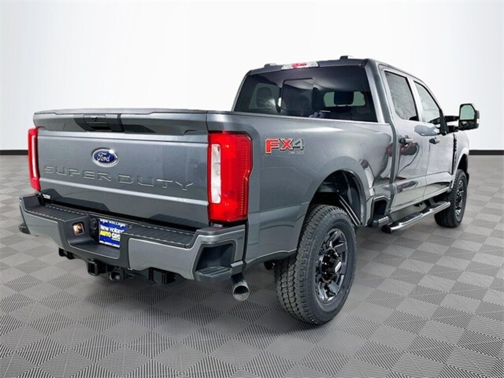 New 2026 Ford F-250  Truck Crew Cab