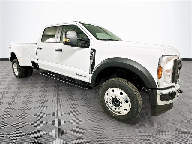 2026 Ford F-450 XL photo 2