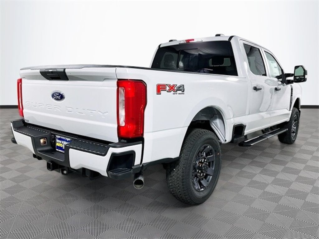 New 2026 Ford F-350 Truck Crew Cab