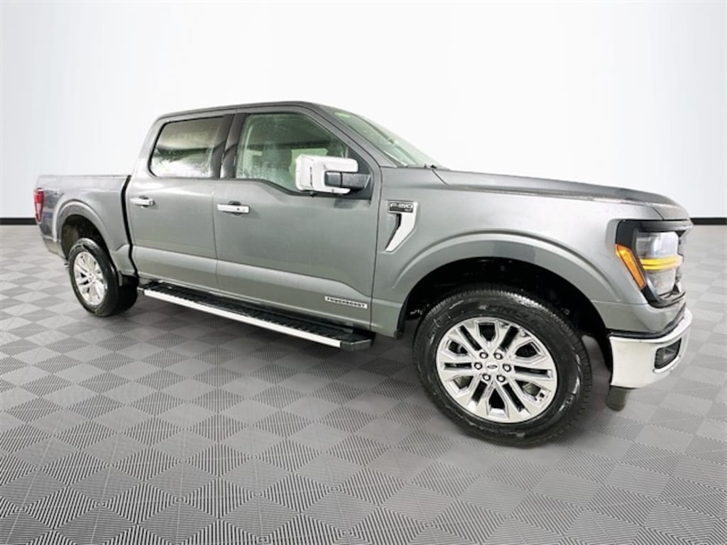 New 2025 Ford F-150 XLT Truck SuperCrew Cab