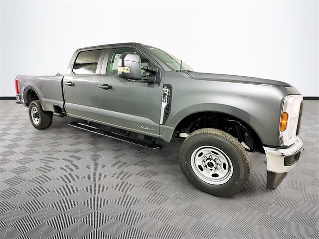 2026 Ford F-250 XL photo 3