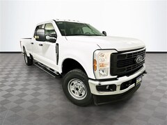 2026 Ford F-250 Truck Crew Cab V-8 cyl