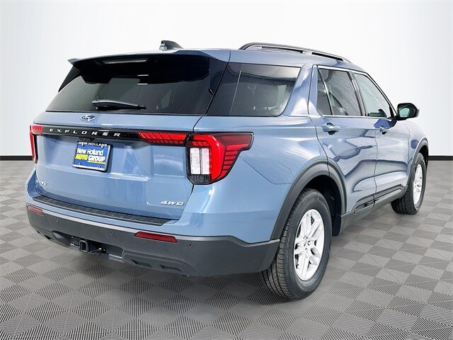 2026 Ford Explorer photo 3