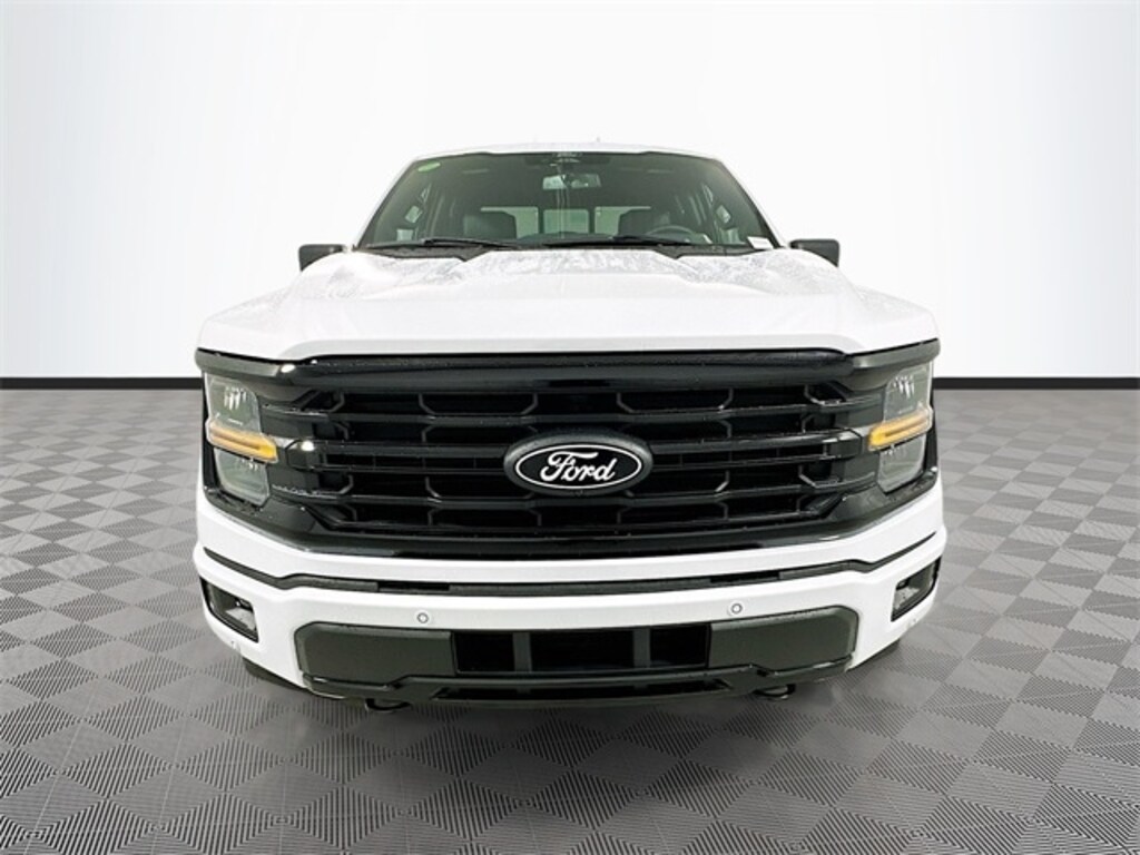 New 2025 Ford F-150 XLT Truck SuperCrew Cab
