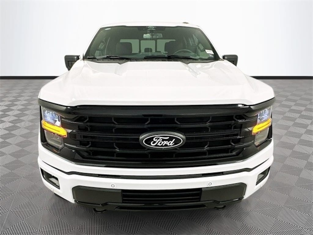 New 2025 Ford F-150 XLT Truck SuperCrew Cab